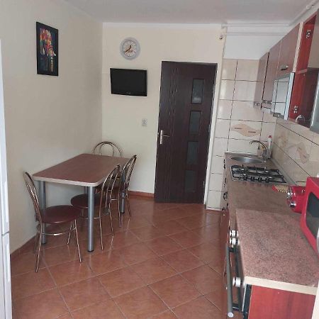 Eugenia Apartament Ploieşti Exterior foto